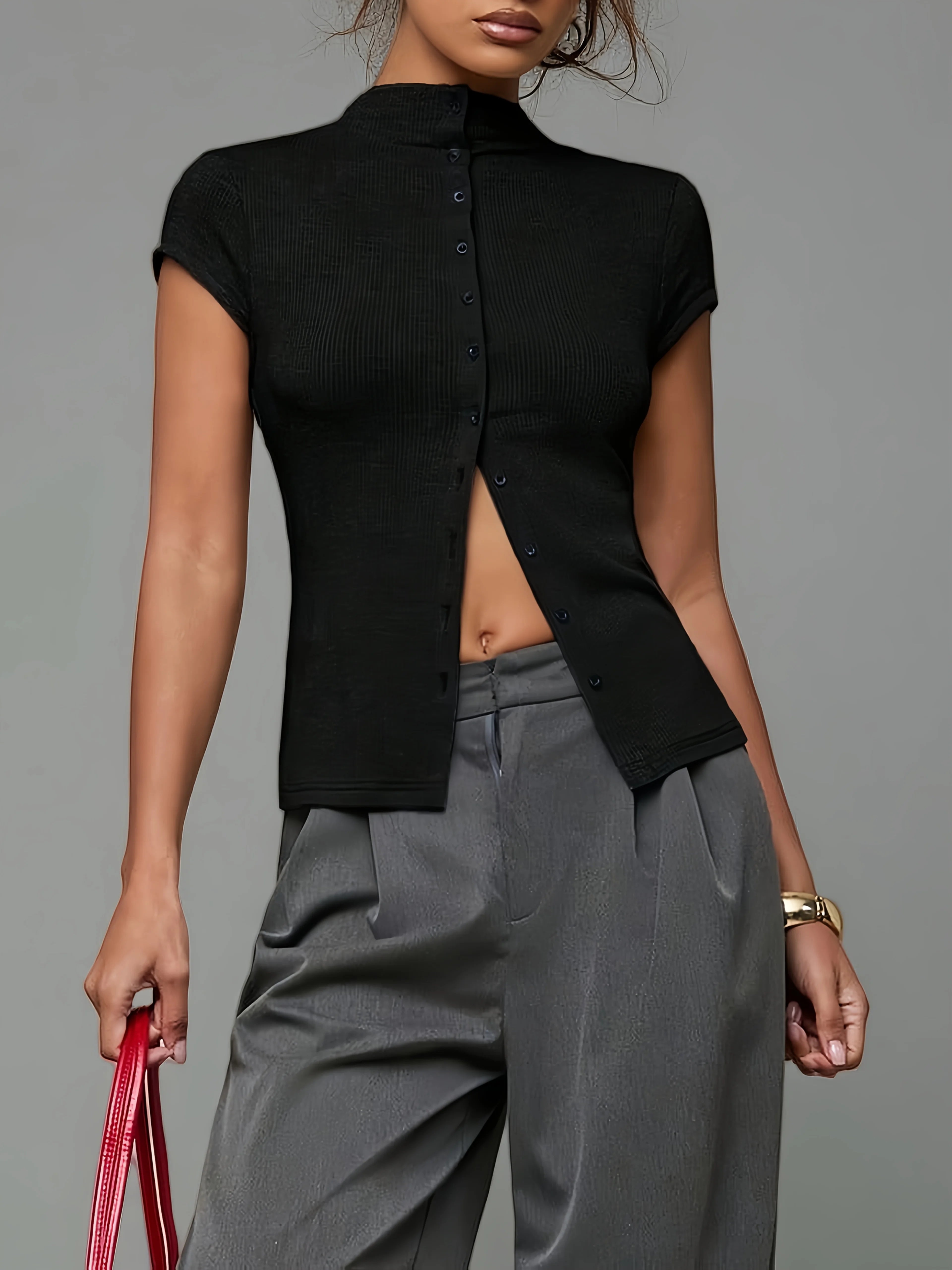 Women's fashionable knitted turtleneck top, slim and comfortable four-season short-sleeved cardigan, can be worn as a base layer